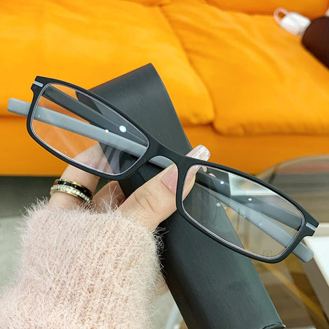 WOMEN'S FASHION RETRO ULTRA-LIGHT ANTI-BLUE LIGHT READING GLASSES