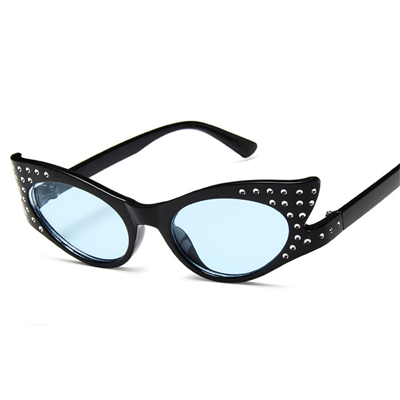 Yooske Fashion Small Square Sunglasses for Men Women Luxury Brand Designer Retro Sun Glasses Unisex